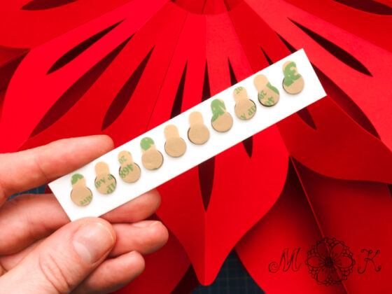 Mini-Magnete 8 mm x 1 mm selbstklebend